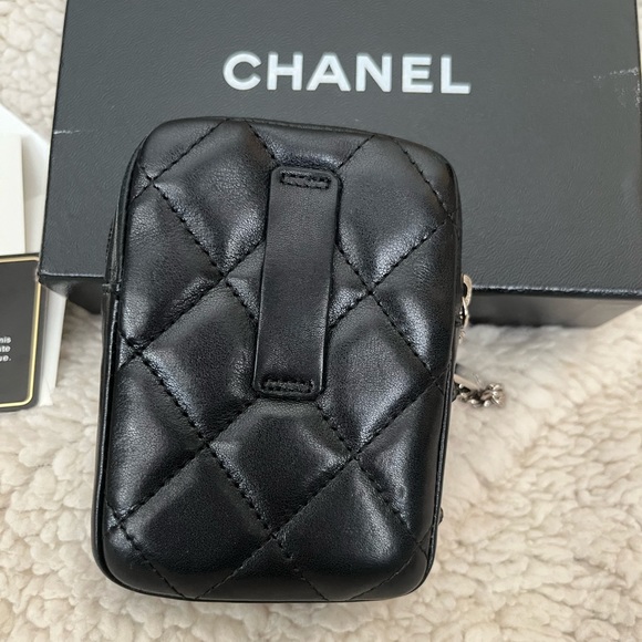 SOLD Authentic CHANEL Cambon Ligne Leather pouch / beltbag - Picture 4 of 7